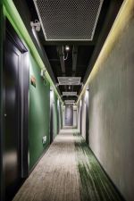 南京主题酒店室内走廊装修设计实景图