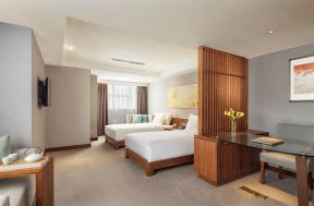 南京商务酒店客房木质隔断装修效果图