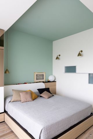 80平方米房子卧室色彩搭配装修效果图片