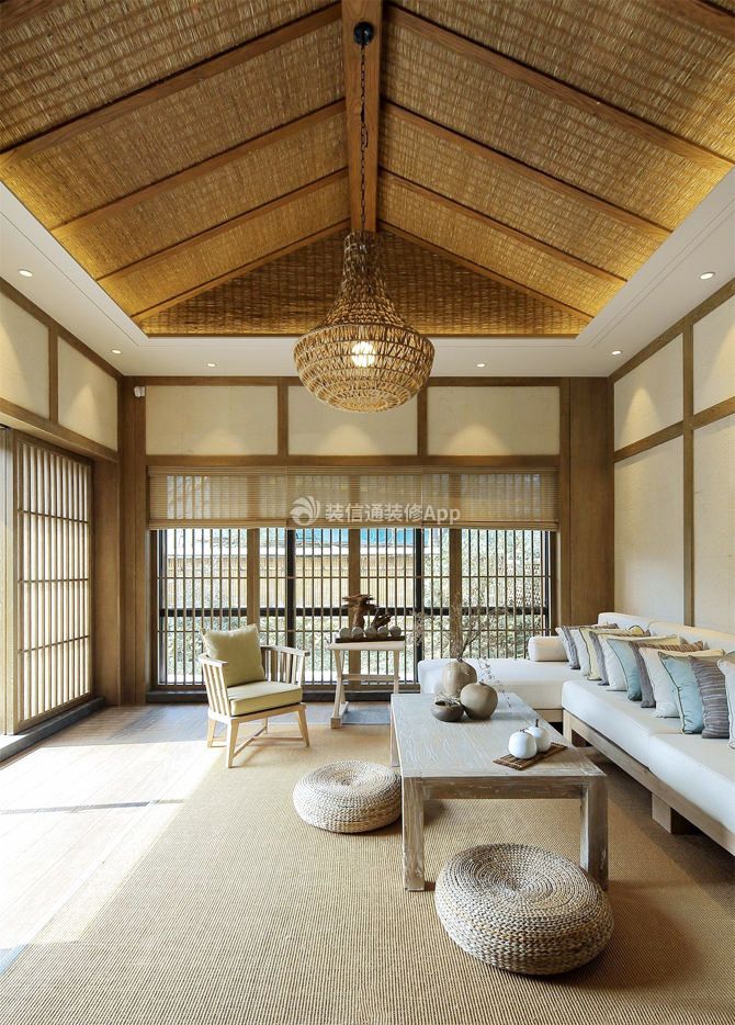 日式风格家装客厅吊顶设计效果图
