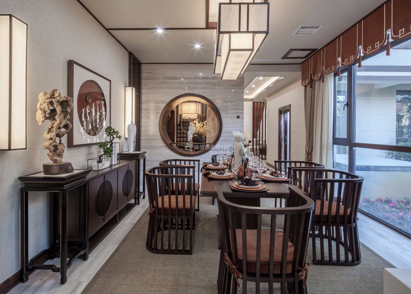 新中式别墅餐厅餐边柜装修设计实景图