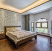 新中式别墅卧室床头壁纸装饰效果图