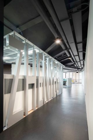 东莞公司办公室走廊形象墙设计图片