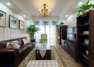 美式风格家庭客厅装修设计图欣赏