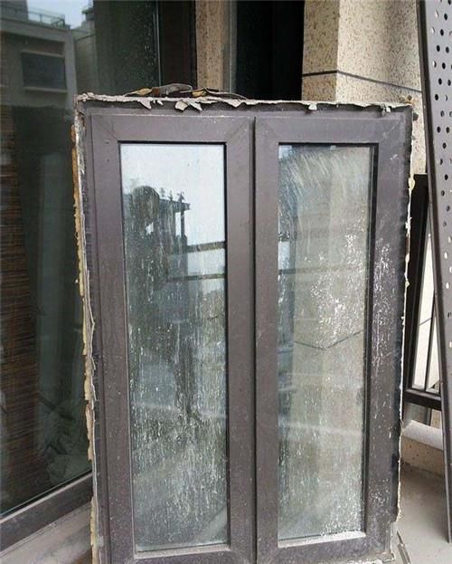 铝合金窗翻新方法