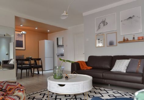 滨海·橙里极简风格110平米二居室装修效果图案例