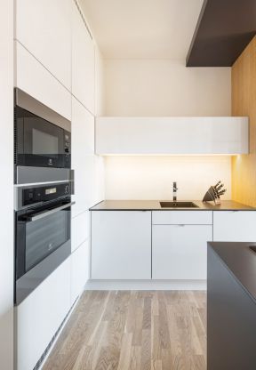 现代厨房装修 现代厨房效果图 现代厨房设计小户型
