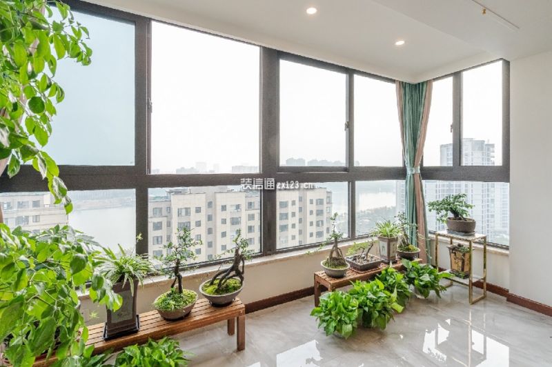 江畔小区139平三居室新中式风格装修案例