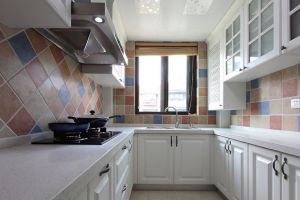 小型厨房如何进行空间设计