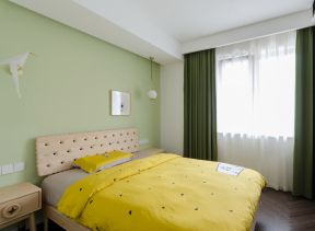 小清新卧室装修设计 卧室绿色窗帘效果图