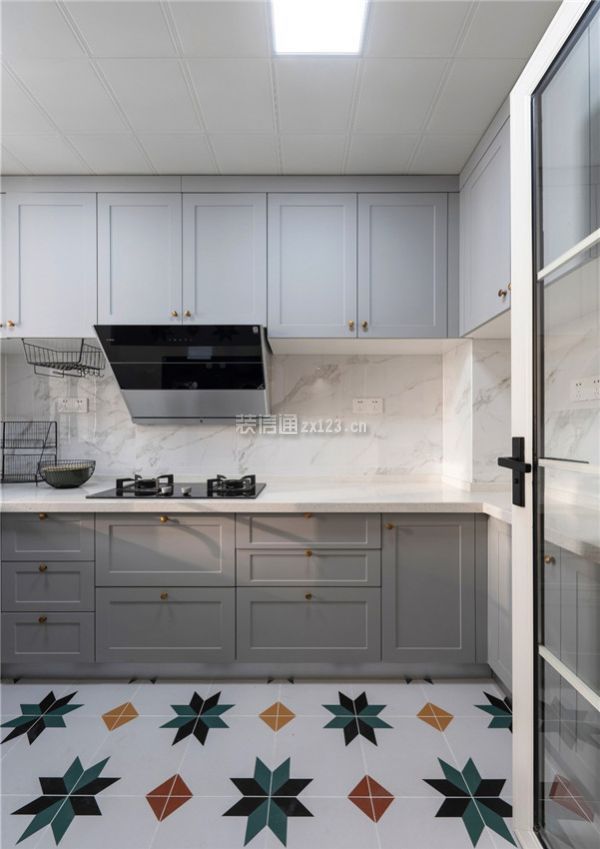 厨房橱柜颜色装修效果图