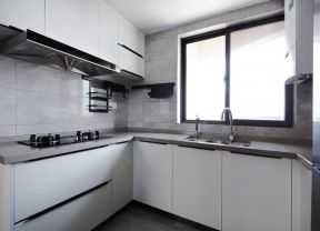 2021三室两厅厨房白色橱柜装修设计图大全  3418