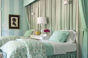 卧室衣橱颜色怎么搭配
