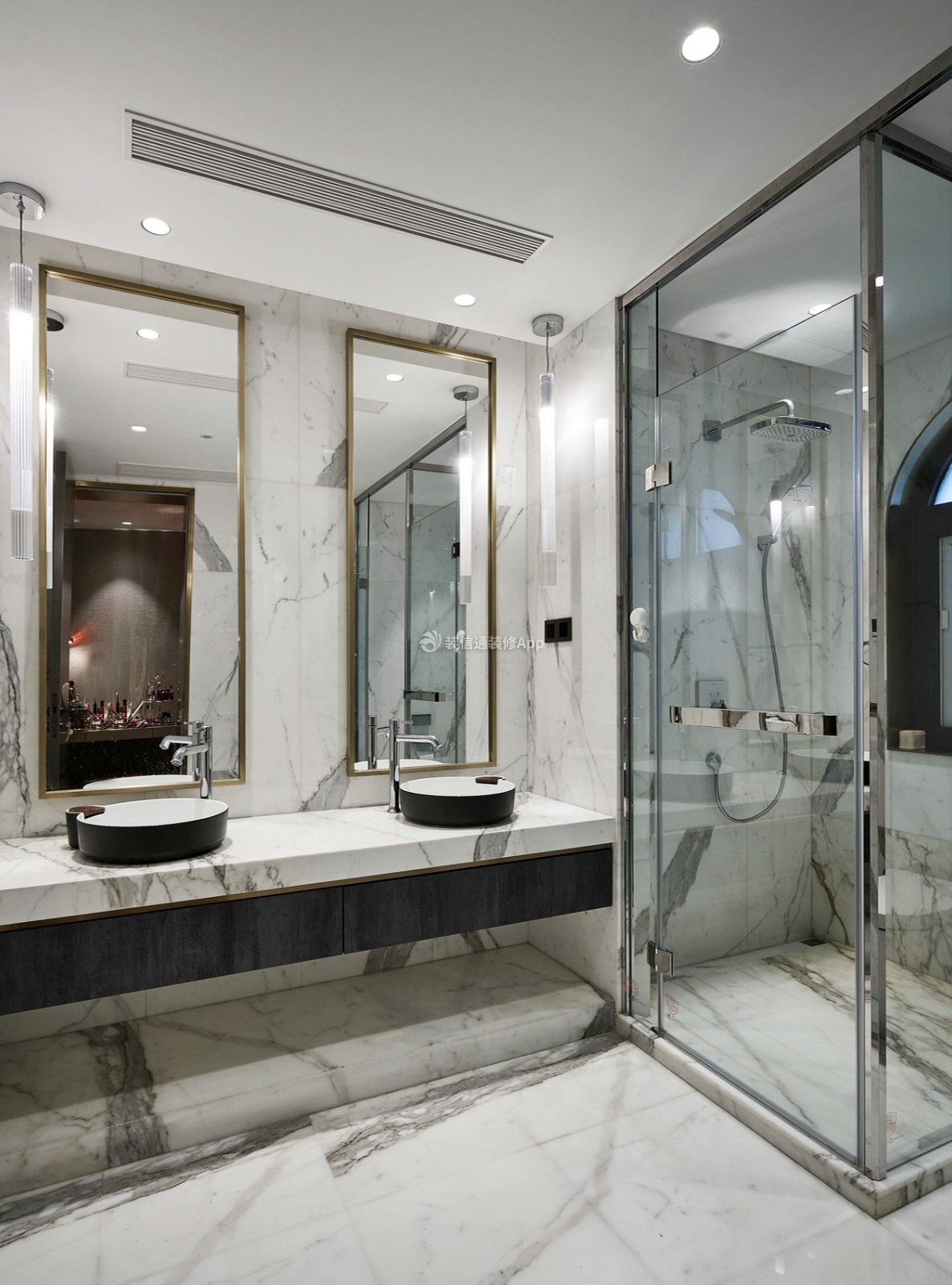 成都300平米别墅卫生间淋浴房装修设计