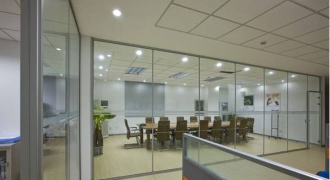 500平米厂房办公室现代简约风格装修案例