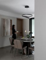 卡萨国际125平米现代简约风格三居室装修案例