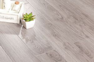 复合地板和实木地板哪个更环保