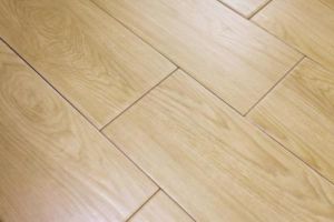 木地板和瓷砖优缺点