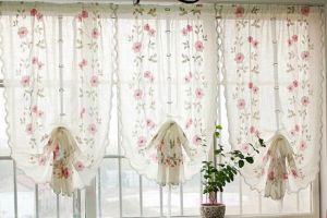 家庭客厅窗帘怎么装修
