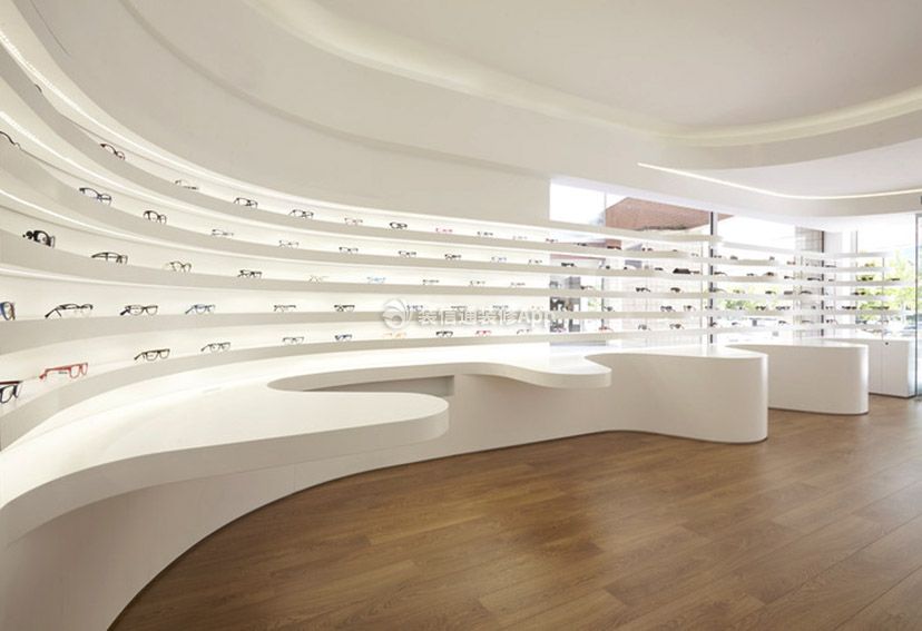 广州店铺装修眼镜店简约风格设计图