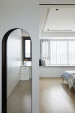 中庚香澜现代风格160平米四居室装修案例