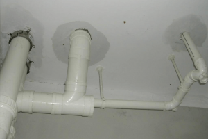 暖气管弯头漏水的解决方法