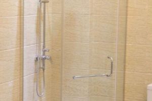 淋浴房移门安装技巧
