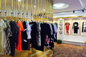 服裝店面裝修施工