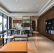 广州180平旧房翻新客餐厅地面瓷砖图片