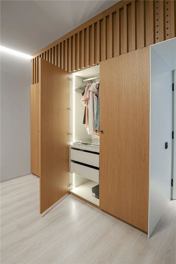 上海新房装修卧室衣柜效果图