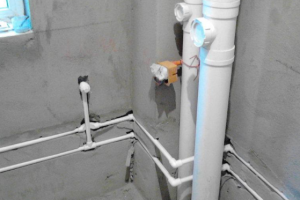 卫生间下水管安装