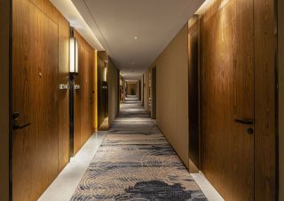 酒店客房走廊地毯装饰效果图片