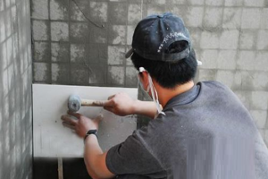 卫生间瓷砖铺设方案
