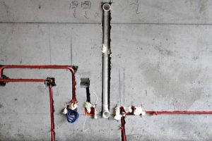 装修前需要对热水管打压吗