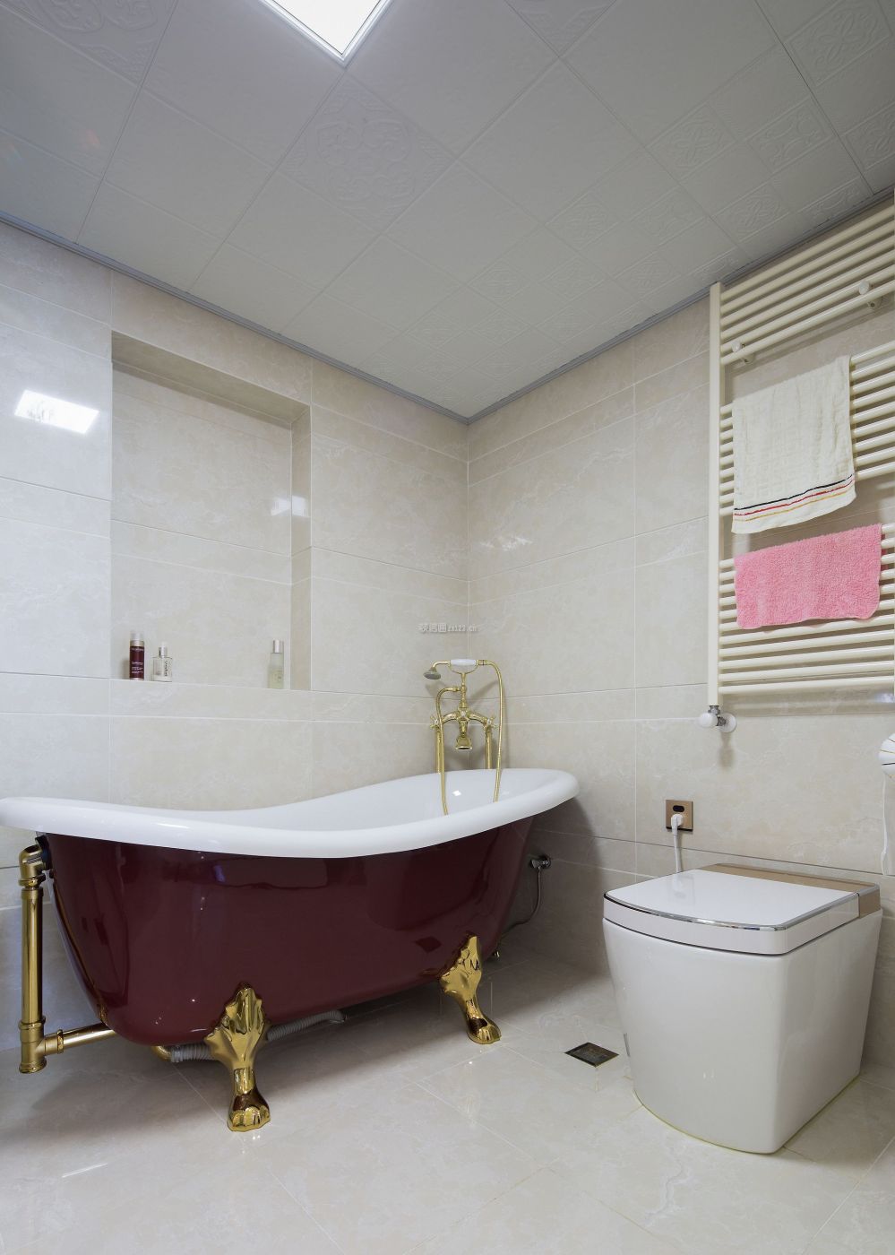 卫生间浴缸设计图片 卫生间浴缸效果图