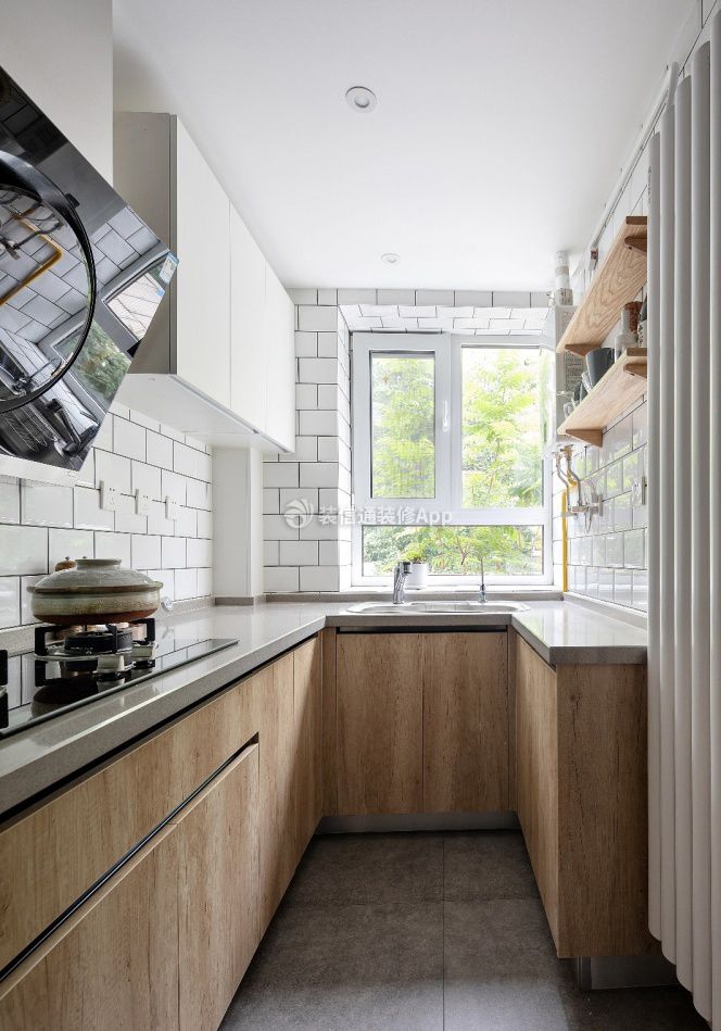 40平方单身公寓厨房橱柜装修效果图