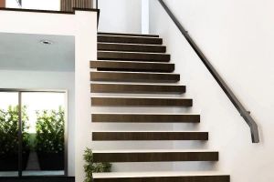 [杭州致尚装饰]简易楼梯怎样设计，装修注意点有哪些