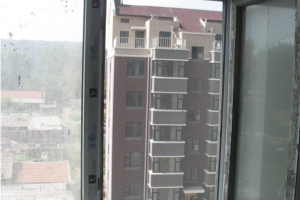 阳台纱窗门怎么安装