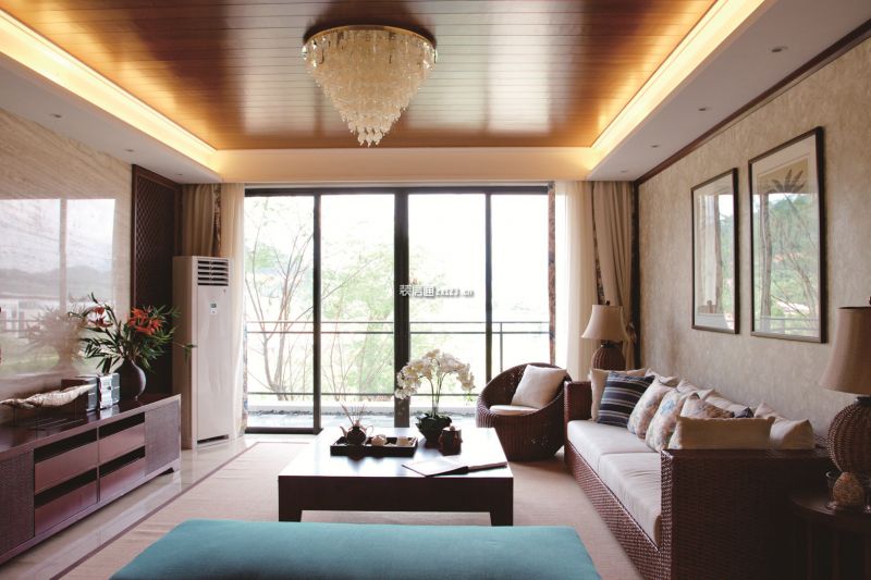 阳光美湖天地东南亚风格140平米四室两厅装修案例