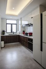 130平方米家庭厨房现代风格装修效果图