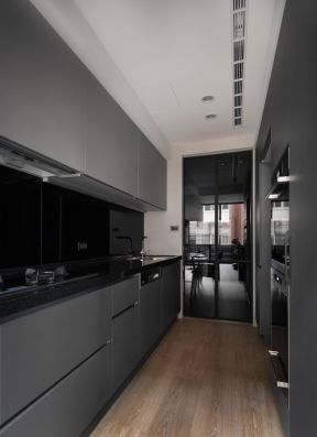 130平方米家庭灰色系厨房装修效果图