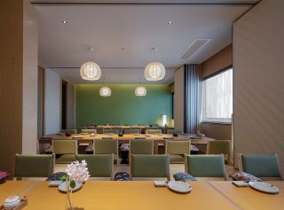 日式风格餐饮饭店装修效果图2023