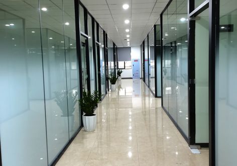 600平办公室现代风格装修案例