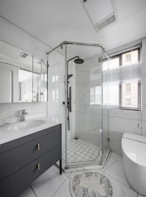 卫生间淋浴房玻璃装修设计效果图
