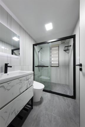 卫生间淋浴房设计图 卫生间玻璃隔断装修效果图片