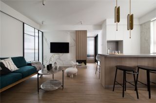 60平现代风格公寓木地板铺贴效果图