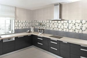 [上海房屋装修]厨房装修选哪种瓷砖比较好？
