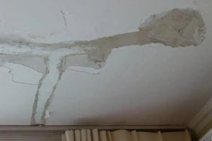 房屋伸缩缝漏水怎么办