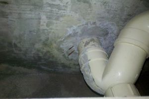 卫生间管口渗水怎么办