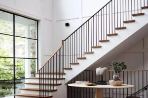 [杭州风云装饰]复式房屋楼梯如何设计